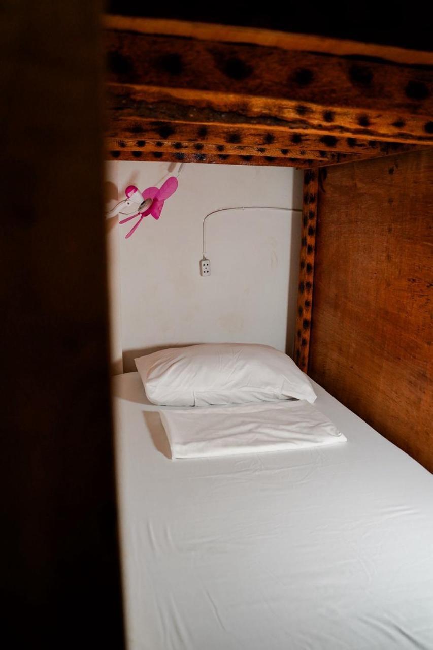 Auberge de jeunesse Yes Surf Siargao à General Luna  Extérieur photo