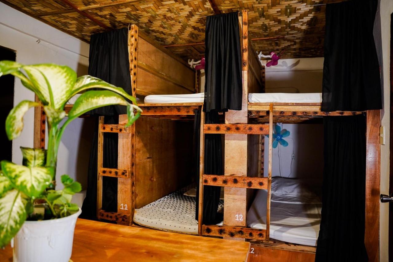Auberge de jeunesse Yes Surf Siargao à General Luna  Extérieur photo