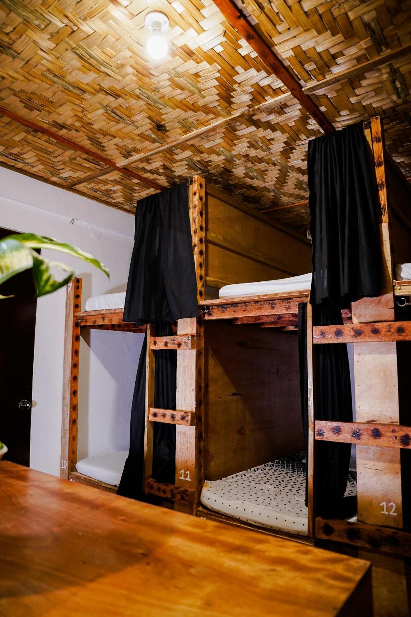 Auberge de jeunesse Yes Surf Siargao à General Luna  Extérieur photo